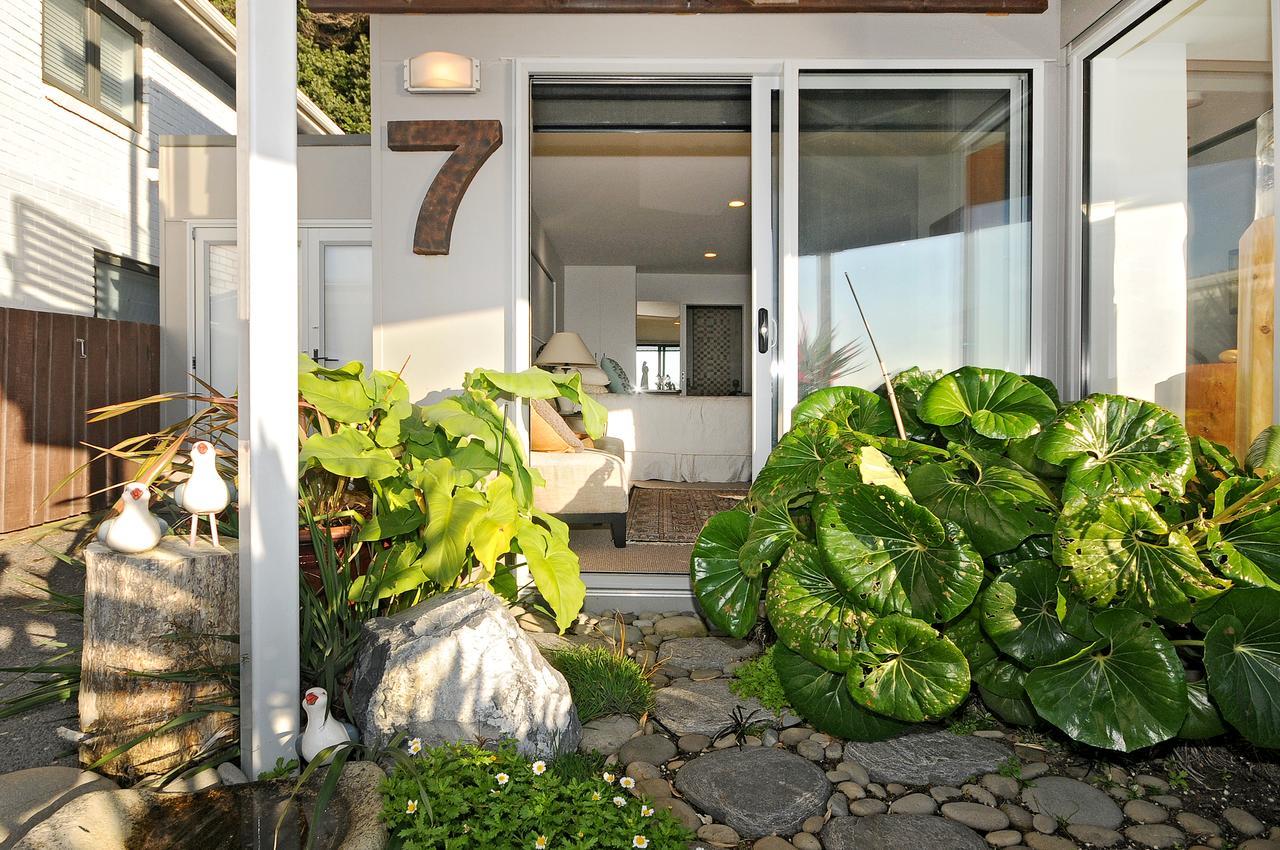 Kapiti Waves Beach Retreat Pukerua Bay Exterior foto